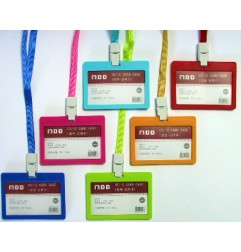 1 - MOD Conf.5 pz Porta Badge Rigido con Laccio 9x5,4cm - Colori Assortiti 6611