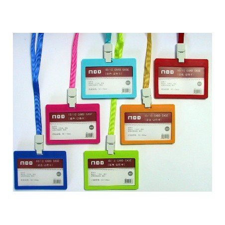 1 - MOD Conf.5 pz Porta Badge Rigido con Laccio 9x5,4cm - Colori Assortiti 6611